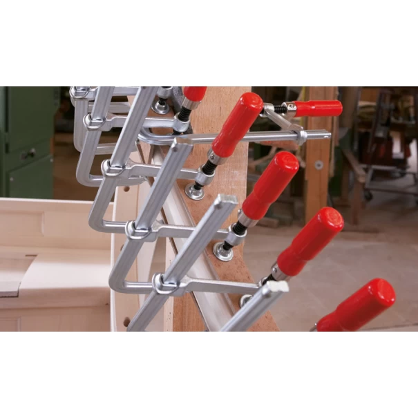 Стяга винтова стоманена клас Х GS 300/140, BESSEY