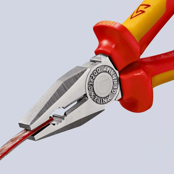 Клeщи комбинирани хромирани, Ø2,5mm 200mm, 03 06 200 SB, KNIPEX