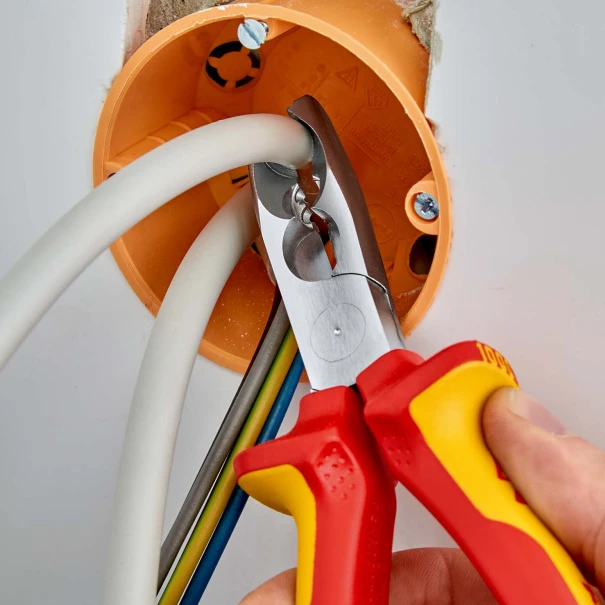 Клещи за оголване на кабели хромирани 165mm, 13 46 165, KNIPEX