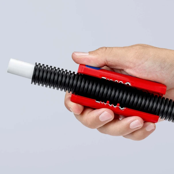 Резач за гофрирани тръби KNIPEX TwistCut, 90 22 02 SB, KNIPEX