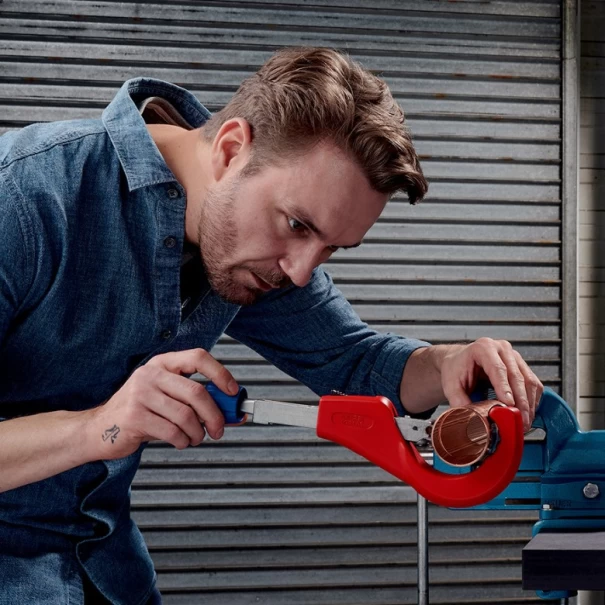 Резачка за тръби TubiX® XL, 260mm, 90 31 03 BK, KNIPEX