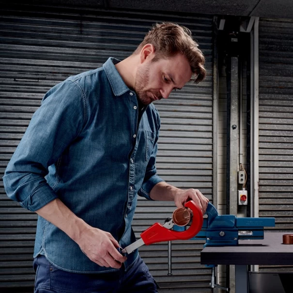 Резачка за тръби TubiX® XL, 260mm, 90 31 03 BK, KNIPEX
