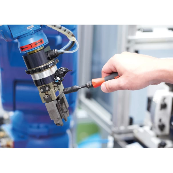 Комплект динамометрични отвертки TorqueFix® Klíč за кабели за валцован конектор 2ч, с фиксиран ограничен въртящ момент 0,4 Nm, 9 x 230 mm, 36846, WIHA